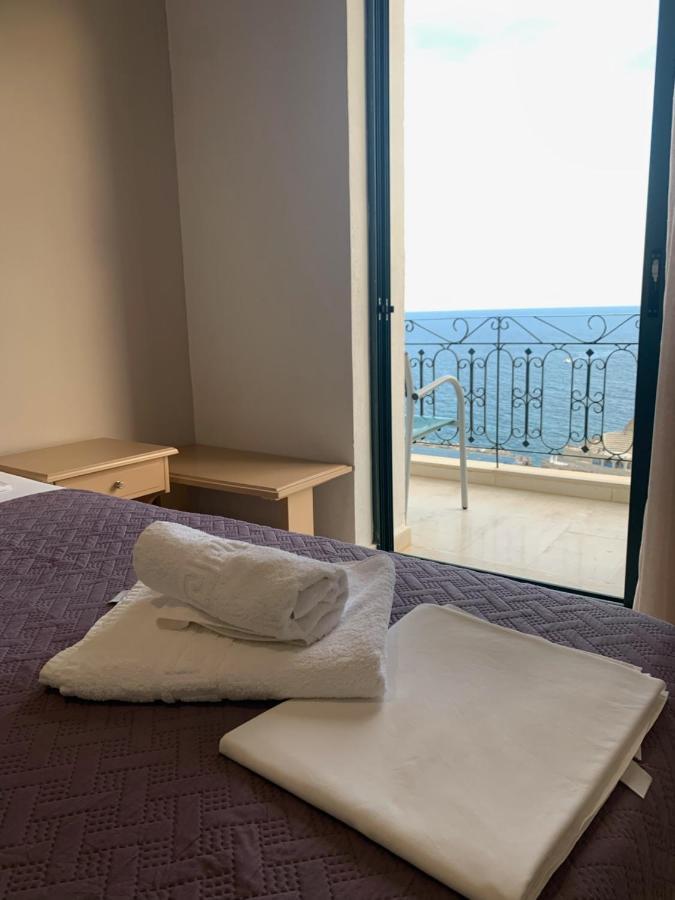 أغيا غاليني Iro Hotel المظهر الخارجي الصورة