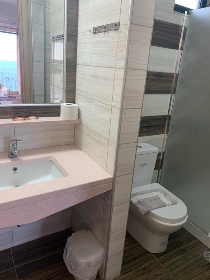 أغيا غاليني Iro Hotel المظهر الخارجي الصورة