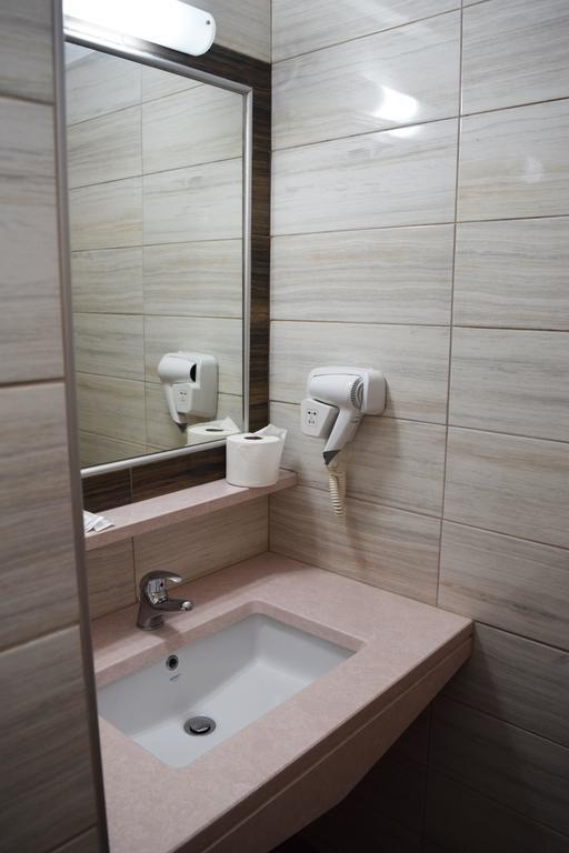 أغيا غاليني Iro Hotel المظهر الخارجي الصورة