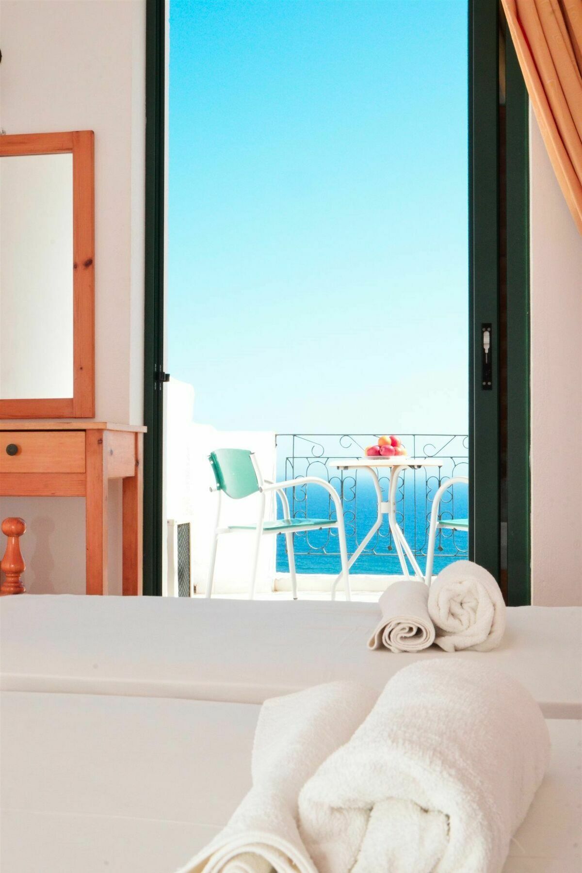 أغيا غاليني Iro Hotel المظهر الخارجي الصورة